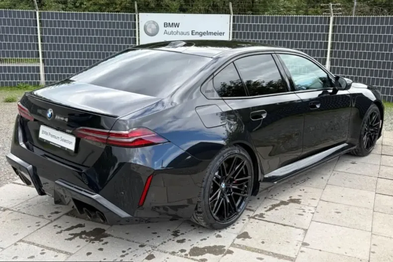 BMW M5 (Seria 5) din 2025 cu 36.619 km - oferta BMW258044 - foto 13