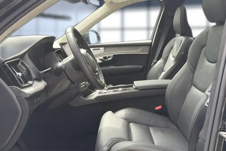 Volvo XC90 din 2026 cu 9.990 km - oferta VOL258046 - foto 7