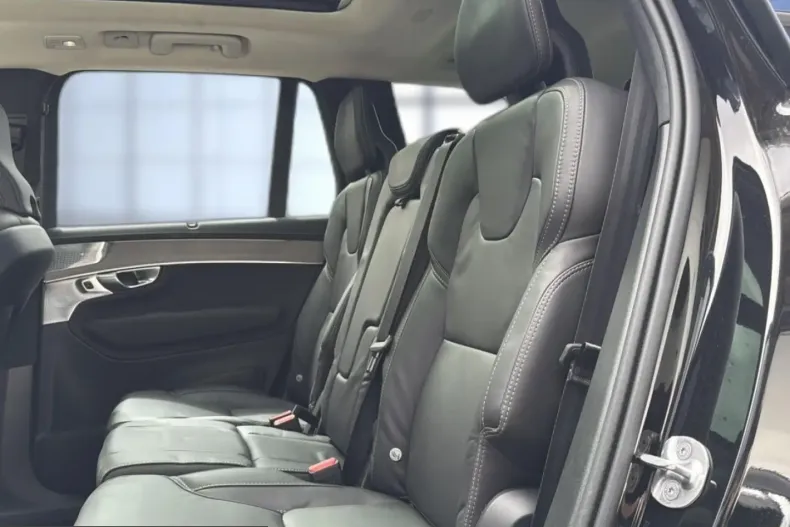 Volvo XC90 din 2026 cu 9.990 km - oferta VOL258046 - foto 11
