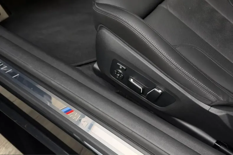 BMW M4 (Seria 4) din 2026 cu 6.000 km - oferta BMW258049 - foto 13