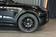 Porsche Cayenne din 2024 cu 31.790 km - oferta POR258064 - foto 23