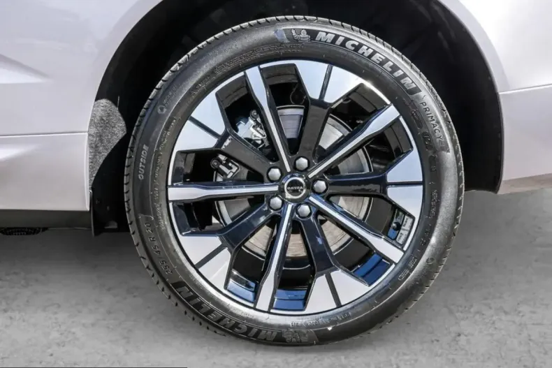 Volvo XC60 din 2025 cu 13.750 km - oferta VOL258069 - foto 4