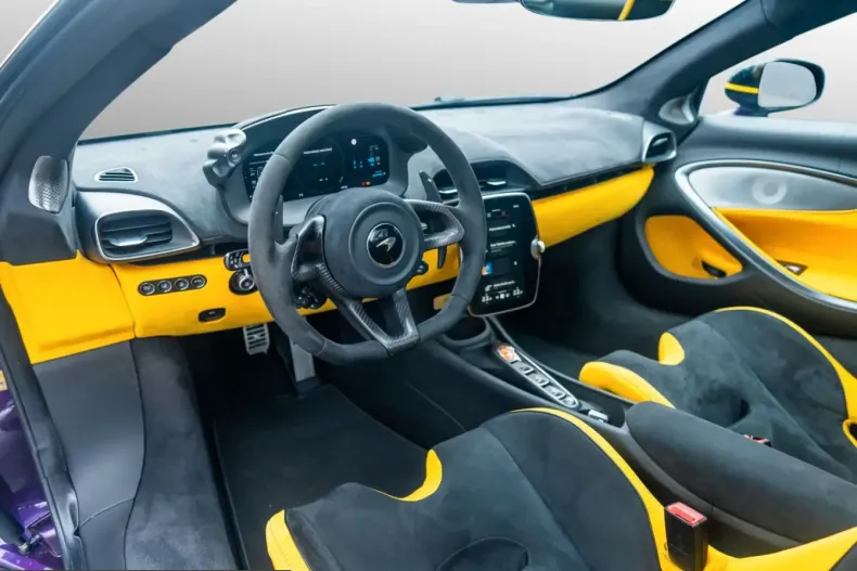 McLaren Artura din 2025 cu 5.490 km - oferta MCL258077 - foto 8