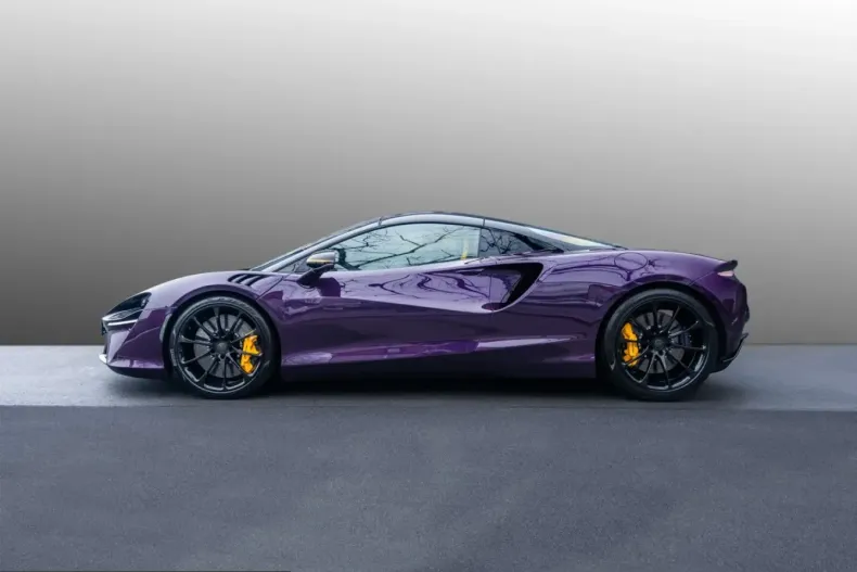 McLaren Artura din 2025 cu 5.490 km - oferta MCL258077 - foto 28