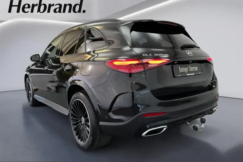 Mercedes-Benz GLC 300 (Clasa GLC) din 2025 cu 9.896 km - oferta MER258084 - foto 3