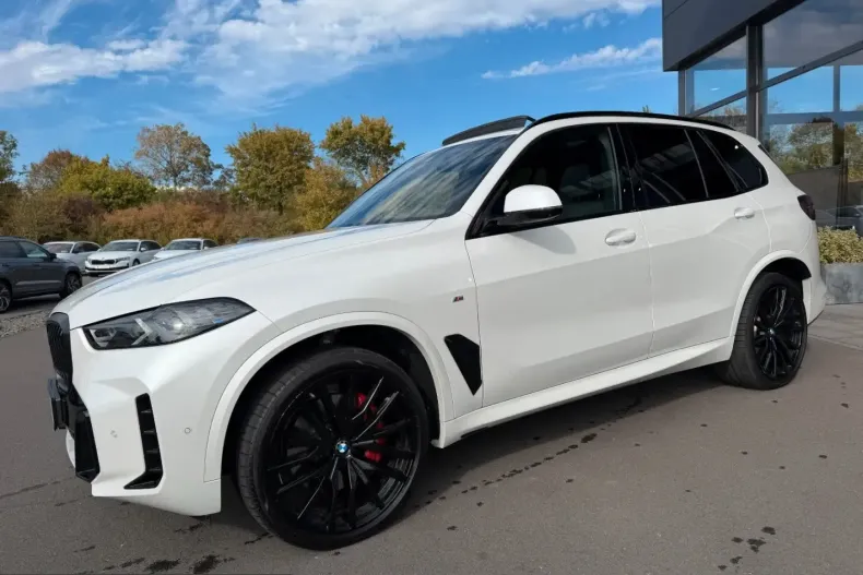 BMW X5 (Seria X) din 2024 cu 39.395 km - oferta BMW258087 - foto 1