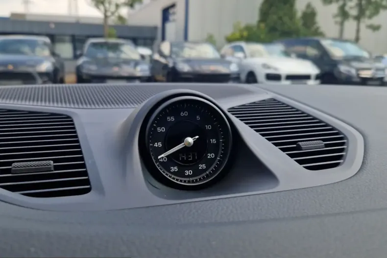 Porsche Cayenne din 2025 cu 21.348 km - oferta POR258097 - foto 18