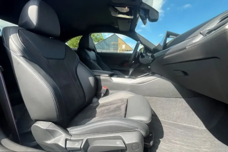 BMW M2 (Seria 2) din 2025 cu 14.270 km - oferta BMW258098 - foto 11