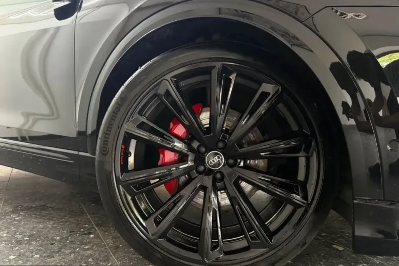 Audi Q8 din 2025 cu 24.500 km - oferta AUD258116 - foto 5