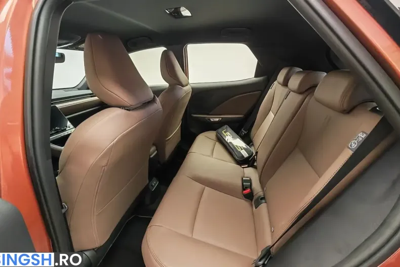 Lexus LBX din 2026 cu 11.100 km - oferta LEX258117 - foto 8