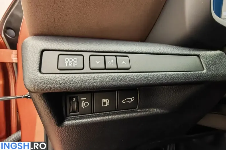 Lexus LBX din 2026 cu 11.100 km - oferta LEX258117 - foto 18