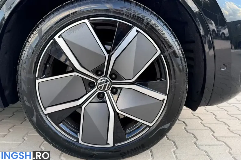 Volkswagen Touareg din 2026 cu 9.700 km - oferta VOL258134 - foto 37
