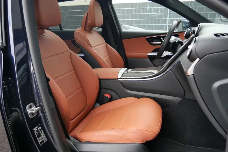 Mercedes-Benz GLC 400 (Clasa GLC) din 2024 cu 54.400 km - oferta MER258154 - foto 30
