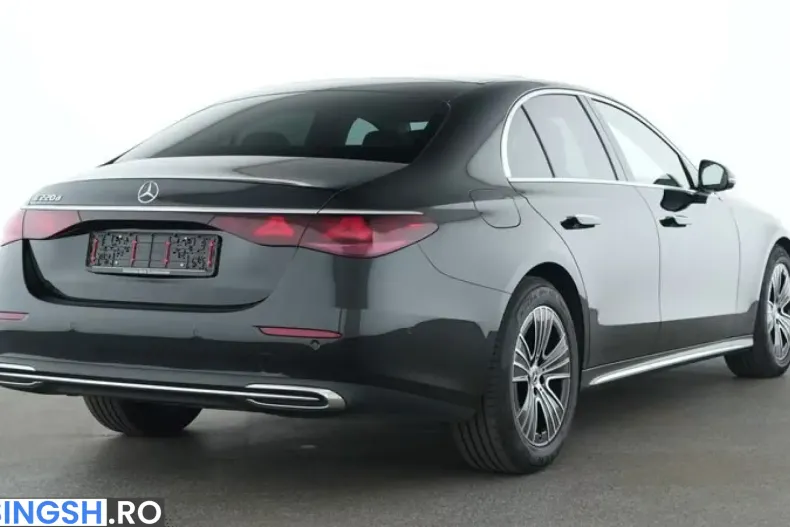 Mercedes-Benz E 220 (Clasa E) din 2025 cu 19.456 km - oferta MER258178 - foto 2