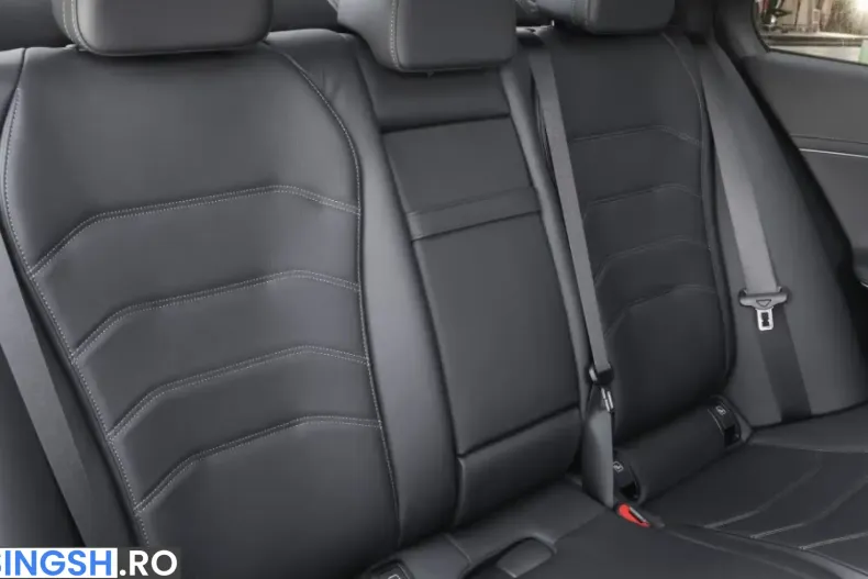 Mercedes-Benz E 300 (Clasa E) din 2025 cu 6.150 km - oferta MER258181 - foto 20