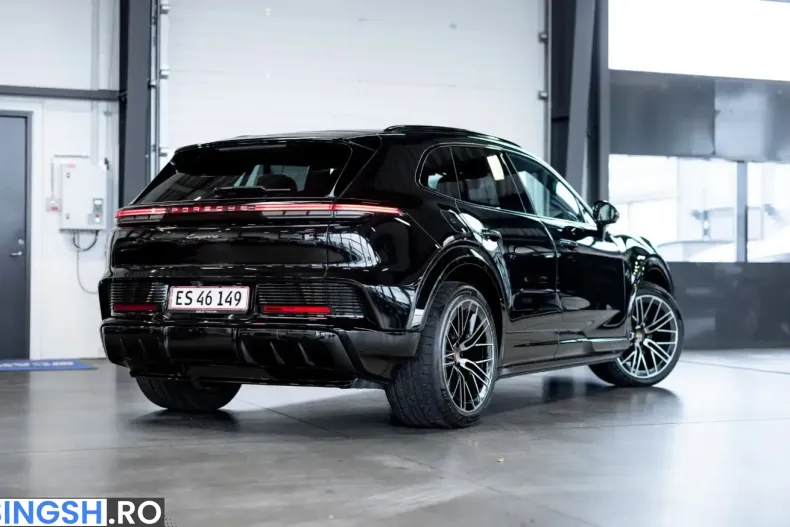 Porsche Cayenne din 2026 cu 4.500 km - oferta POR258200 - foto 2