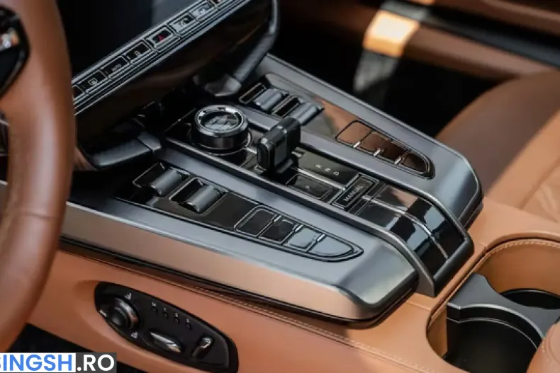 Aston Martin Vanquish din 2024 cu 11.000 km - oferta AST258220 - foto 10