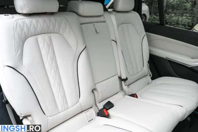 BMW X7 (Seria X) din 2026 cu 8.700 km - oferta BMW258253 - foto 8