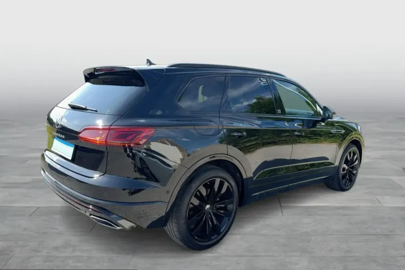 Volkswagen Touareg din 2023 cu 71.760 km - oferta VOL258261 - foto 6