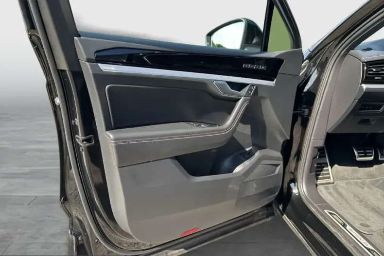 Volkswagen Touareg din 2023 cu 71.760 km - oferta VOL258261 - foto 15