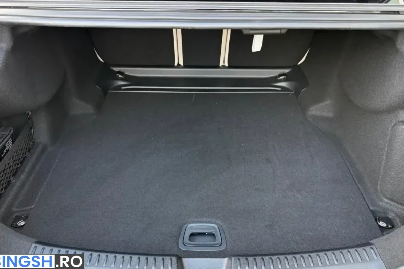 Mercedes-Benz E 220 (Clasa E) din 2025 cu 20.588 km - oferta MER258263 - foto 17
