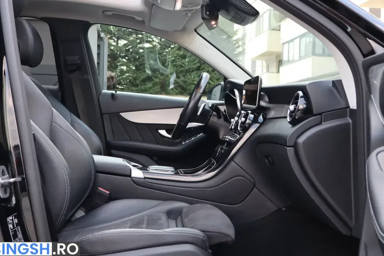 Mercedes-Benz GLC 300 (Clasa GLC) din 2021 cu 133.700 km - oferta MER258264 - foto 15