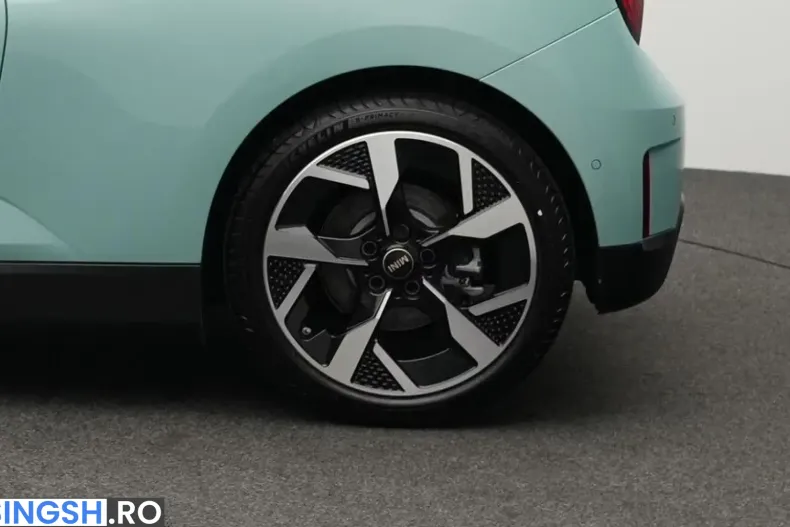 MINI Cooper E din 2025 cu 7.145 km - oferta MIN258270 - foto 6