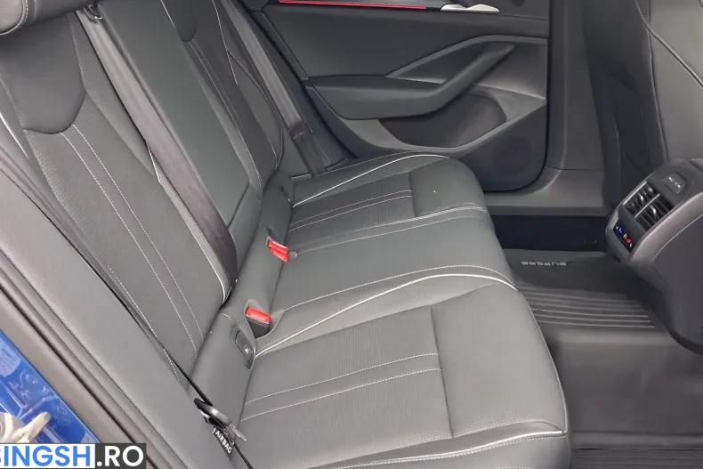 Skoda Superb din 2026 cu 3.314 km - oferta SKO258275 - foto 40