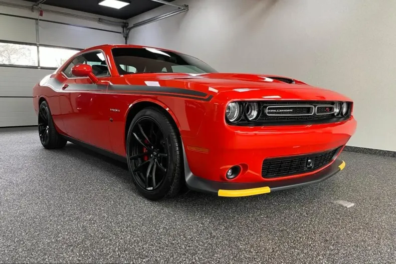 Dodge Challenger din 2024 cu 13.176 km - oferta DOD258277 - foto 1