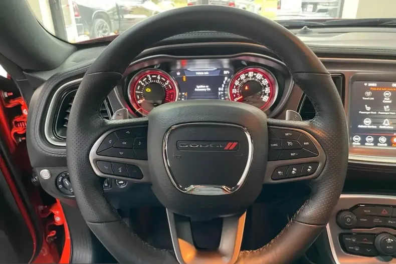 Dodge Challenger din 2024 cu 13.176 km - oferta DOD258277 - foto 17