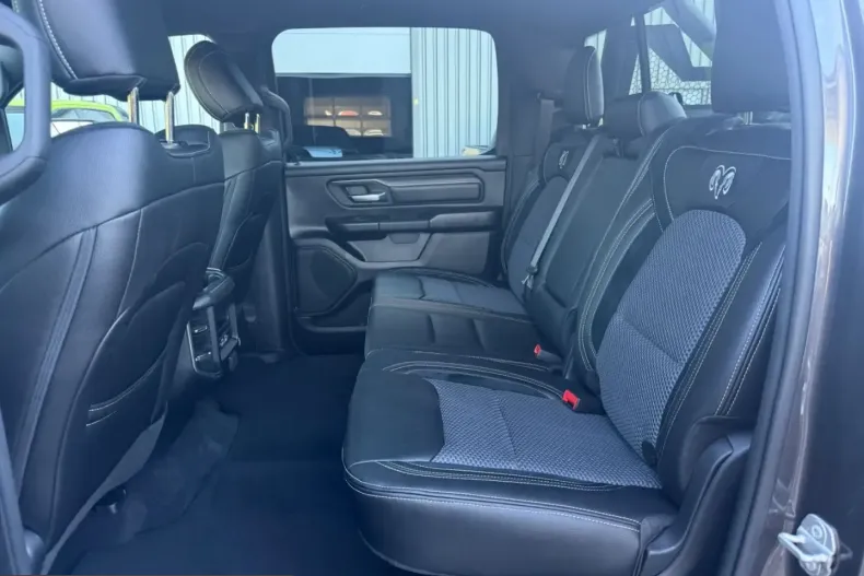 Dodge RAM din 2025 cu 9.000 km - oferta DOD258279 - foto 8