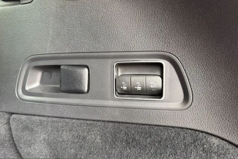 Mercedes-Benz GLS 450 (Clasa GLS) din 2025 cu 25.000 km - oferta MER258282 - foto 35