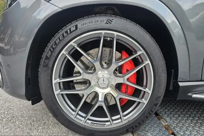 Mercedes-Benz GLE 63 AMG (Clasa GLE) din 2026 cu 35 km - oferta MER258291 - foto 5
