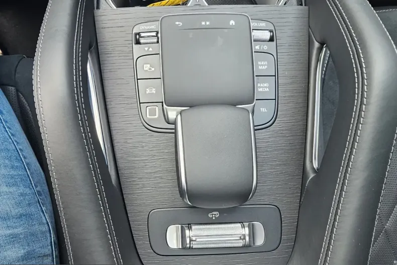 Mercedes-Benz GLE 63 AMG (Clasa GLE) din 2026 cu 35 km - oferta MER258291 - foto 20