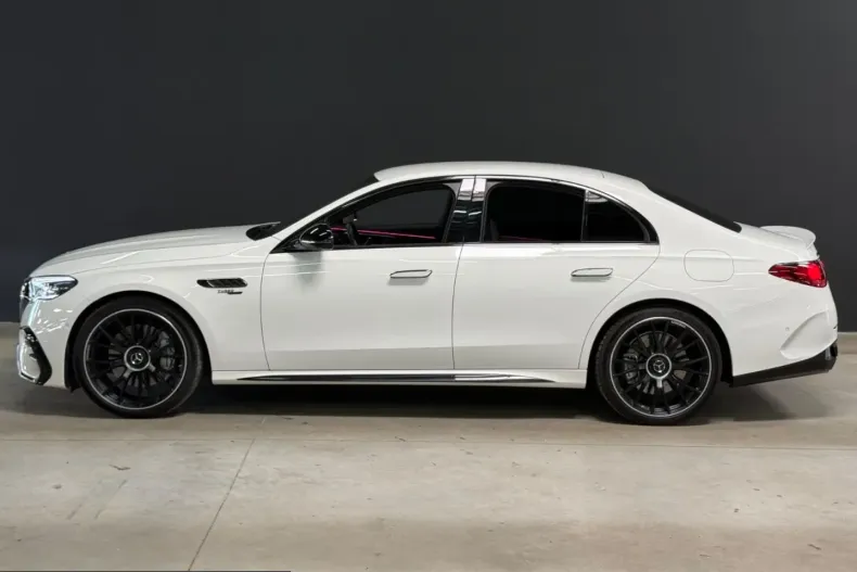 Mercedes-Benz E 53 AMG (Clasa E) din 2024 cu 19.000 km - oferta MER258293 - foto 5