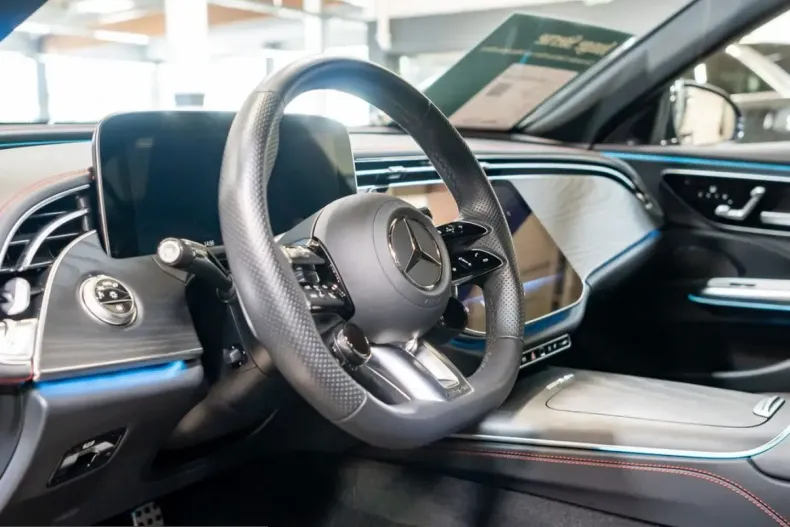Mercedes-Benz E 53 AMG (Clasa E) din 2025 cu 23.292 km - oferta MER258300 - foto 17