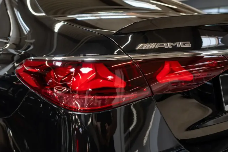 Mercedes-Benz E 53 AMG (Clasa E) din 2025 cu 23.292 km - oferta MER258300 - foto 22