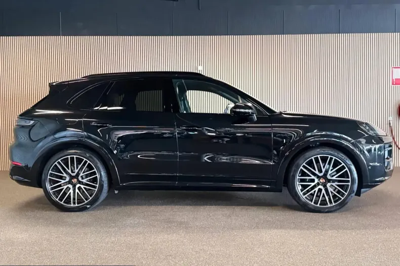 Porsche Cayenne din 2024 cu 62.193 km - oferta POR258301 - foto 6
