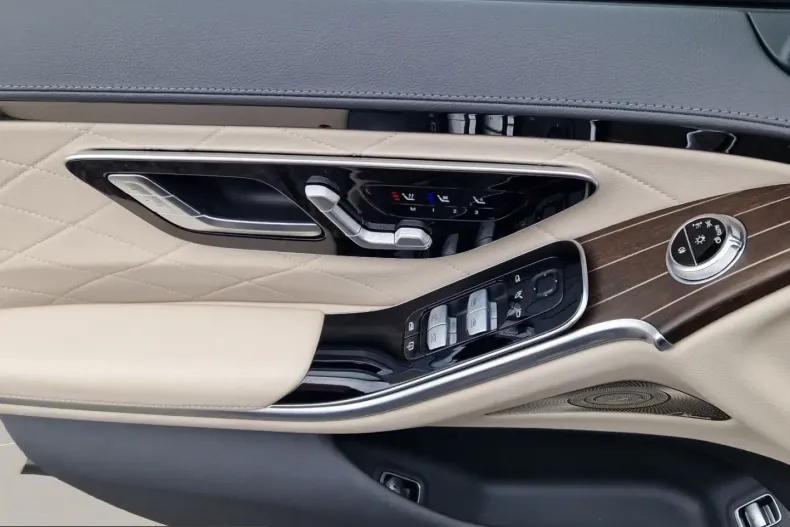 Mercedes-Benz S 580 (Clasa S) din 2022 cu 44.183 km - oferta MER258304 - foto 13