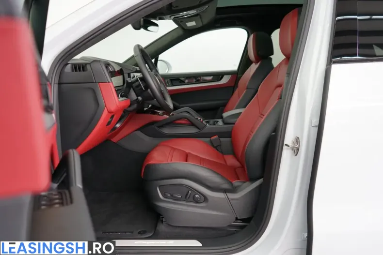 Porsche Cayenne din 2025 cu 11.700 km - oferta POR258317 - foto 1