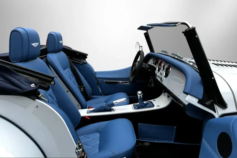 Morgan Plus 4 din 2025 cu 1.300 km - oferta MOR258319 - foto 12