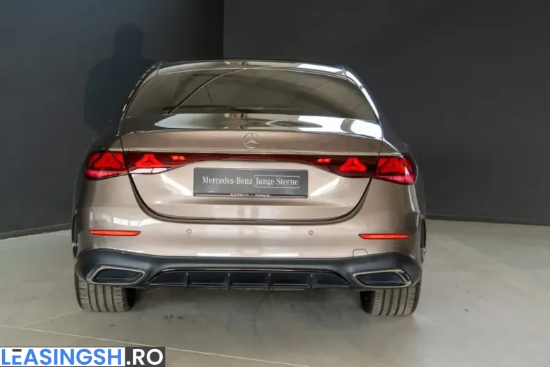 Mercedes-Benz E 400 (Clasa E) din 2025 cu 14.733 km - oferta MER258332 - foto 4
