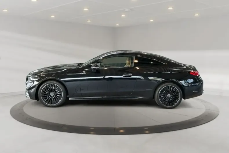 Mercedes-Benz CLE 200 (Clasa CLE) din 2025 cu 4.353 km - oferta MER258336 - foto 6