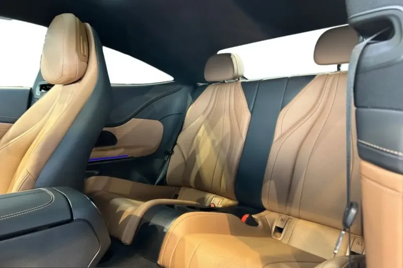 Mercedes-Benz CLE 200 (Clasa CLE) din 2025 cu 4.353 km - oferta MER258336 - foto 12