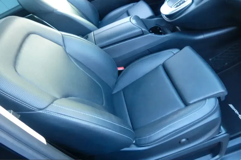 Mercedes-Benz V 300 (Clasa V) din 2023 cu 37.000 km - oferta MER258337 - foto 48