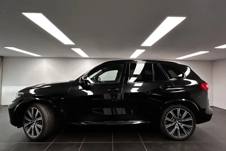 BMW X5 (Seria X) din 2023 cu 74.109 km - oferta BMW258342 - foto 2