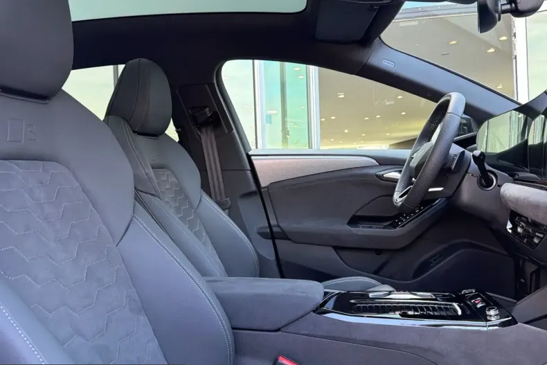 Audi A6 din 2025 cu 17.082 km - oferta AUD258366 - foto 9