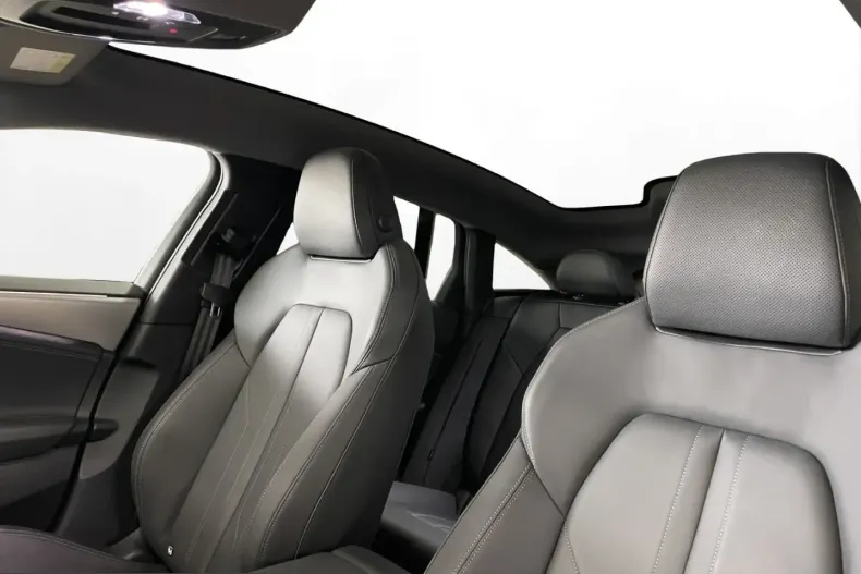 Audi A6 din 2025 cu 20.840 km - oferta AUD258369 - foto 8