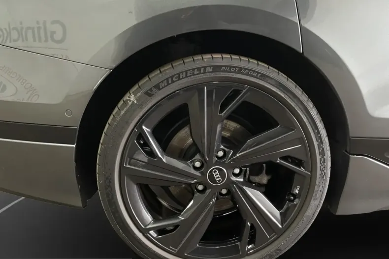Audi A6 din 2025 cu 20.840 km - oferta AUD258369 - foto 13