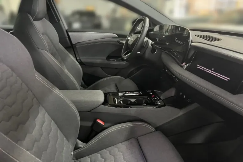 Audi A6 din 2025 cu 24.319 km - oferta AUD258370 - foto 14